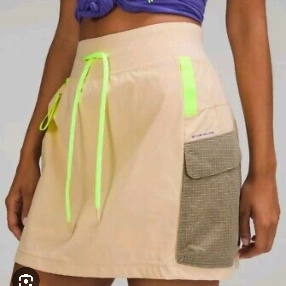 Lululemon Multi Pocket Cargo Hiking Skirt